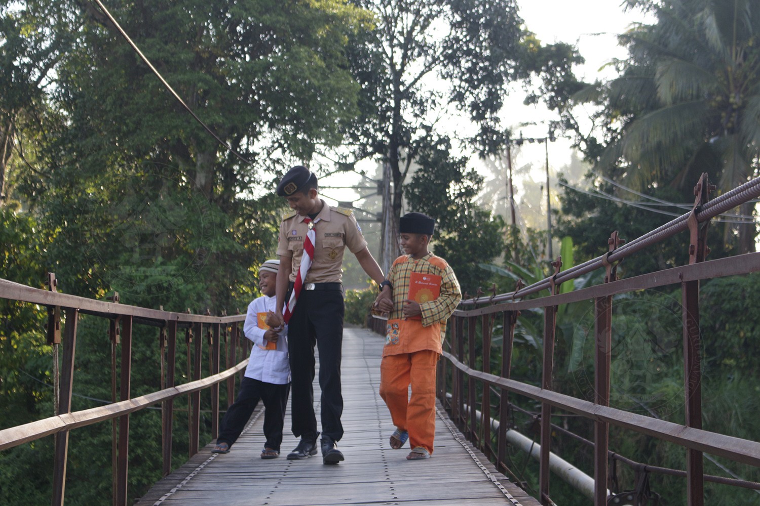 Semarakan Bulan Suci, Pramuka UNP Adakan Aksi Sosial Ramadhan