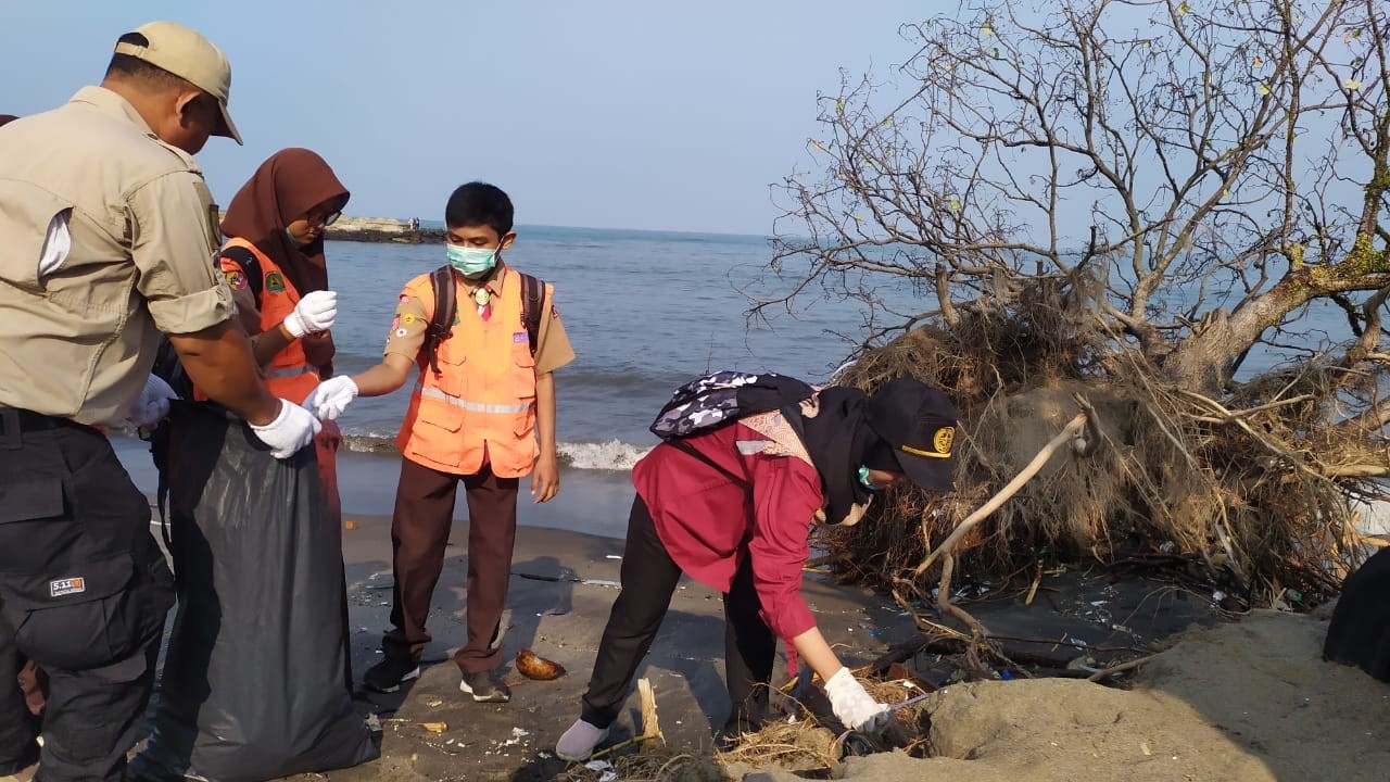 Menghadap Laut 2.0 Bebas dari Sampah Plastik